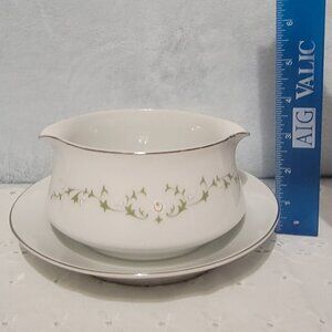 Vintage Sheffield Fine China (Japan) Elegance 502 Gravy Boat with att underplate
